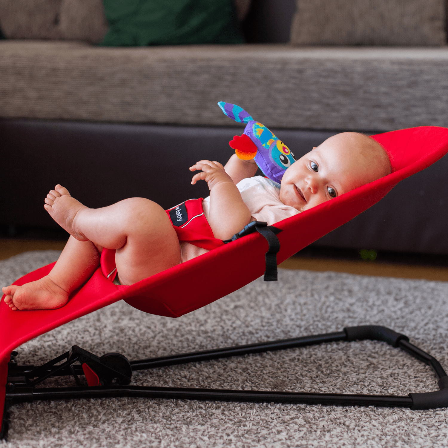 EasyMom 2-in-1 gultukas-kėdutė